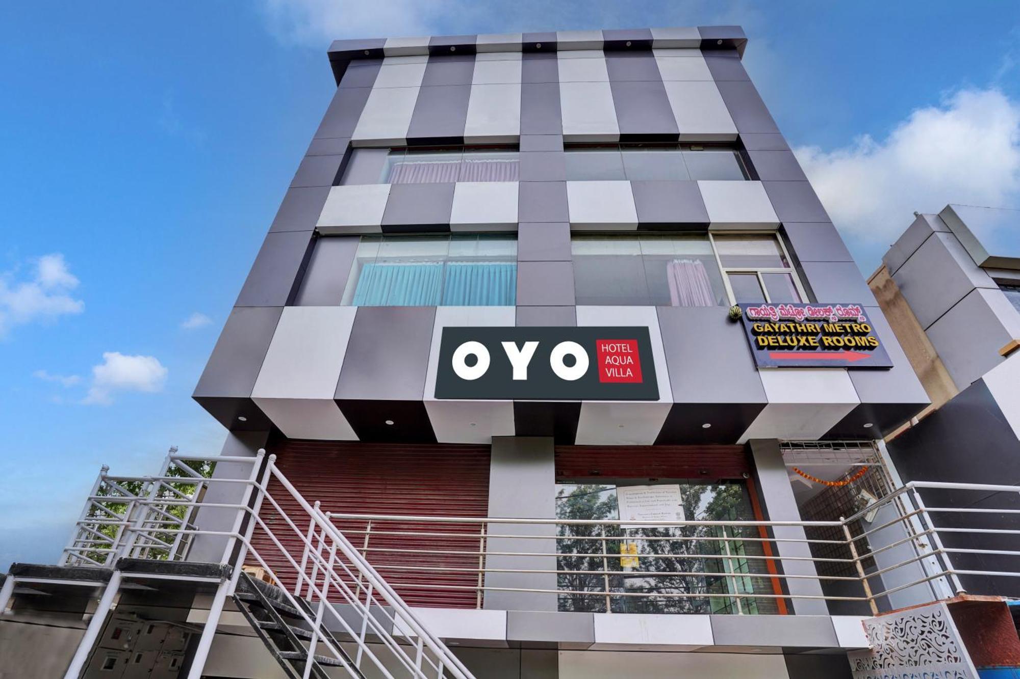 Hotel O Gayathri Metro Deluxe Bangalore Extérieur photo